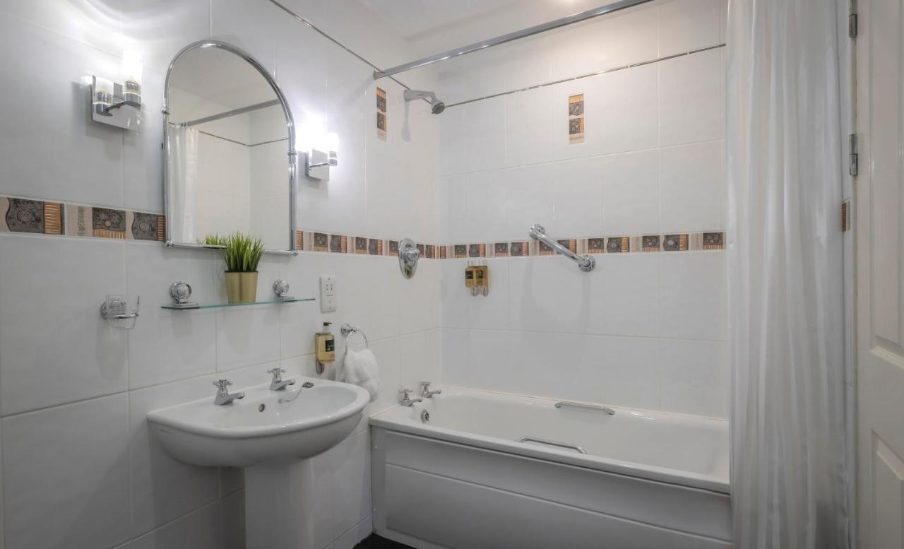 Gleneagle River Apartments Cill Airne Esterno foto