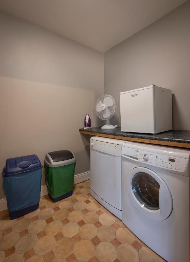 Gleneagle River Apartments Cill Airne Esterno foto