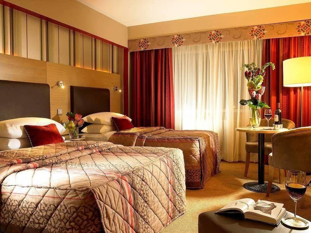 Gleneagle River Apartments Cill Airne Esterno foto